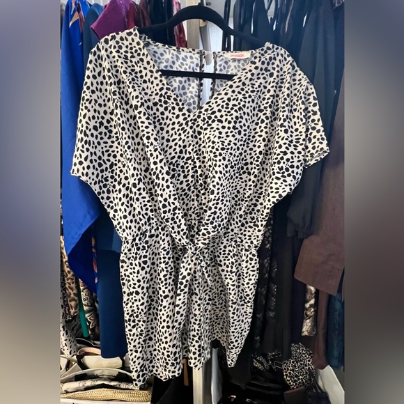 Mazik Black and White Leopard Print Romper - Picture 1 of 2